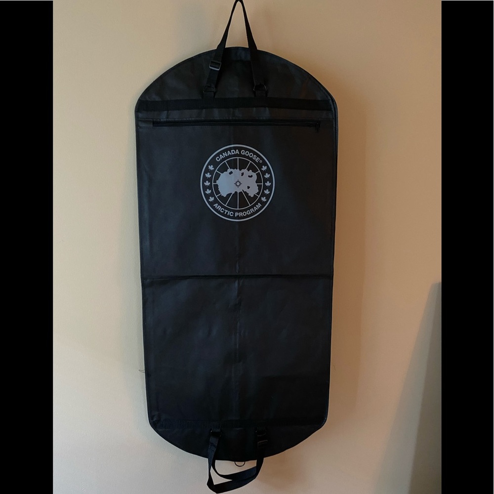 Canada Goose Garment Bag - Picture 7 of 7